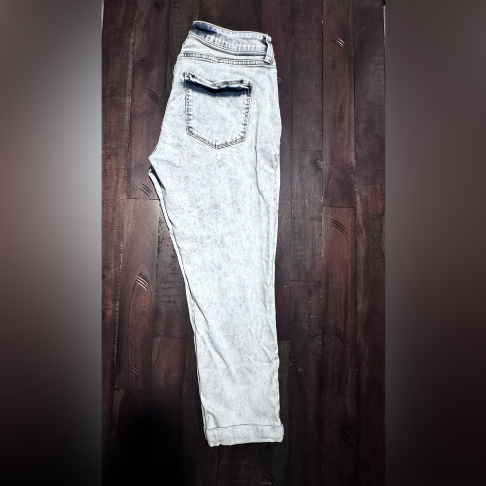 Arizona capris